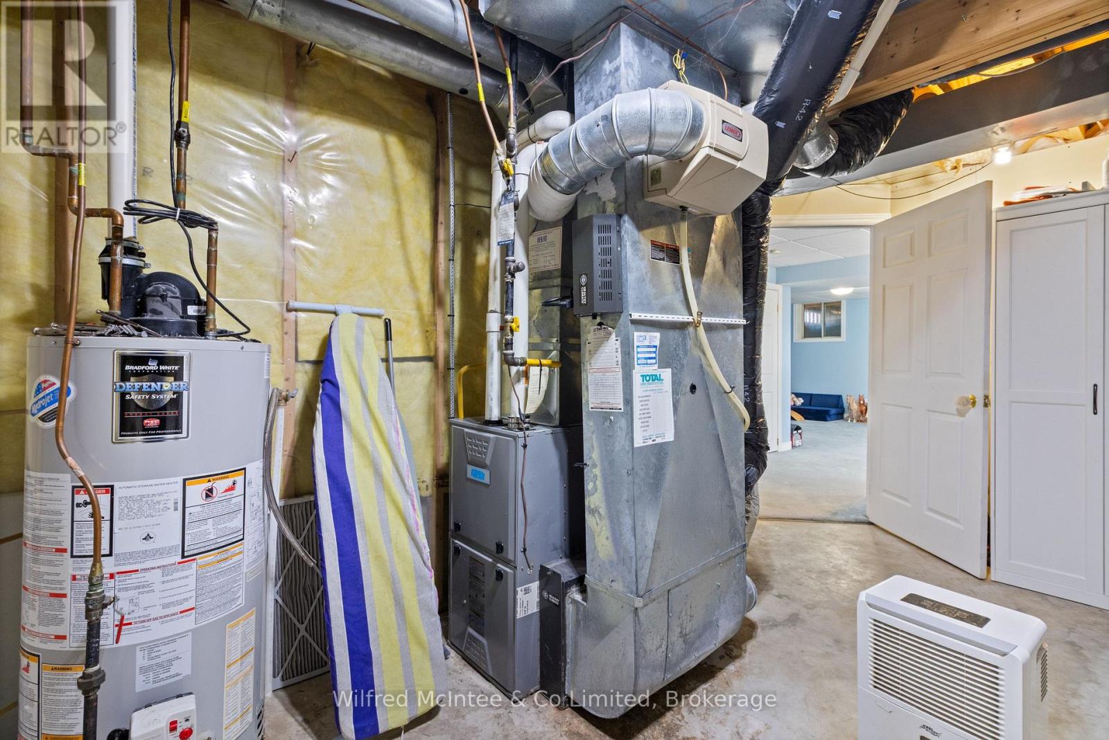 59 Dales Drive, Mapleton, Ontario  N0G 1P0 - Photo 30 - X12982602