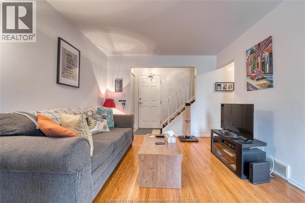 1930 Columbia Court Unit# 34, Windsor, Ontario  N9E 1B1 - Photo 2 - 26008793