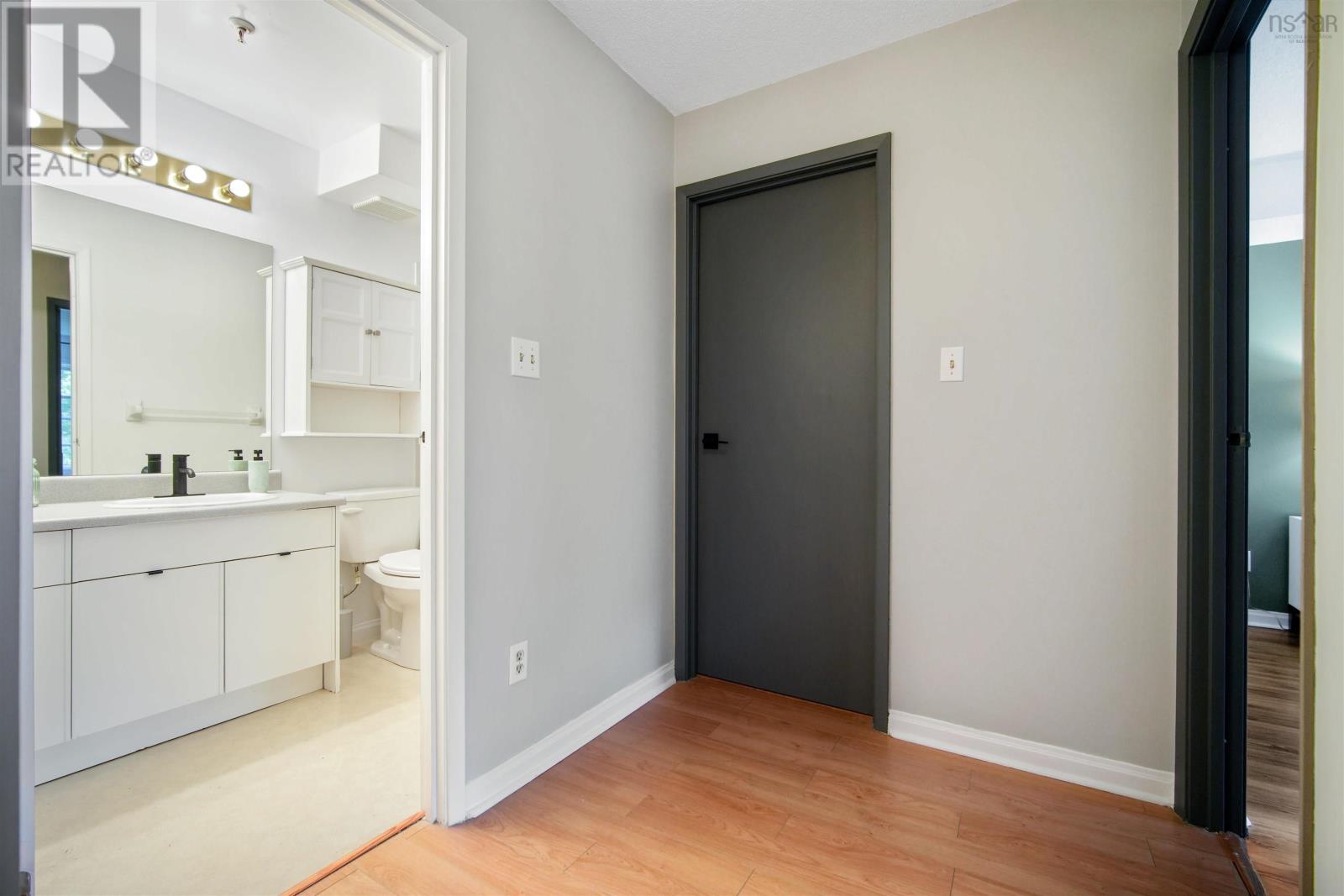 304 31 River Lane, Bedford, Nova Scotia  B4A 3Y7 - Photo 38 - 202608136