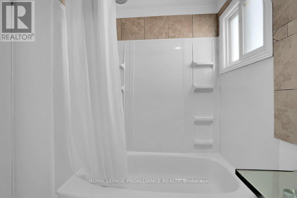 61 - 529 Old Highway 2, Quinte West, Ontario  K8V 5P5 - Photo 23 - X13025908