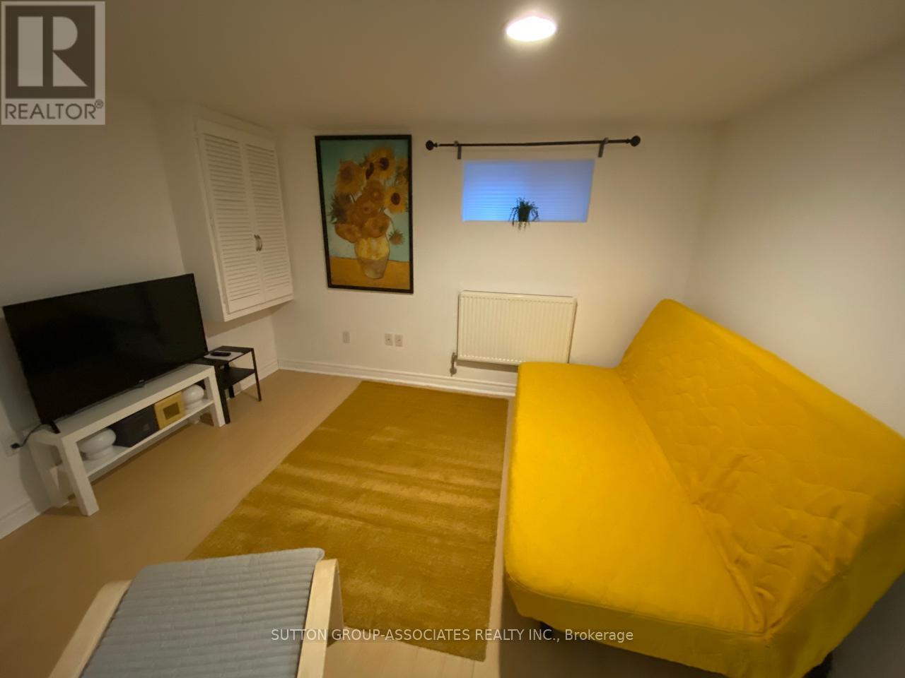 Basement - 184 Madison Avenue, Toronto, Ontario  M5R 2S5 - Photo 3 - C13017510