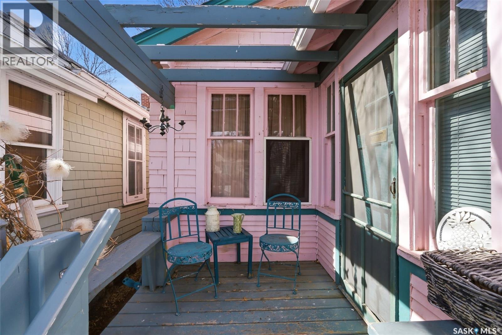 2168 Montague Street, Regina, Saskatchewan  S4T 3J9 - Photo 2 - SK033336