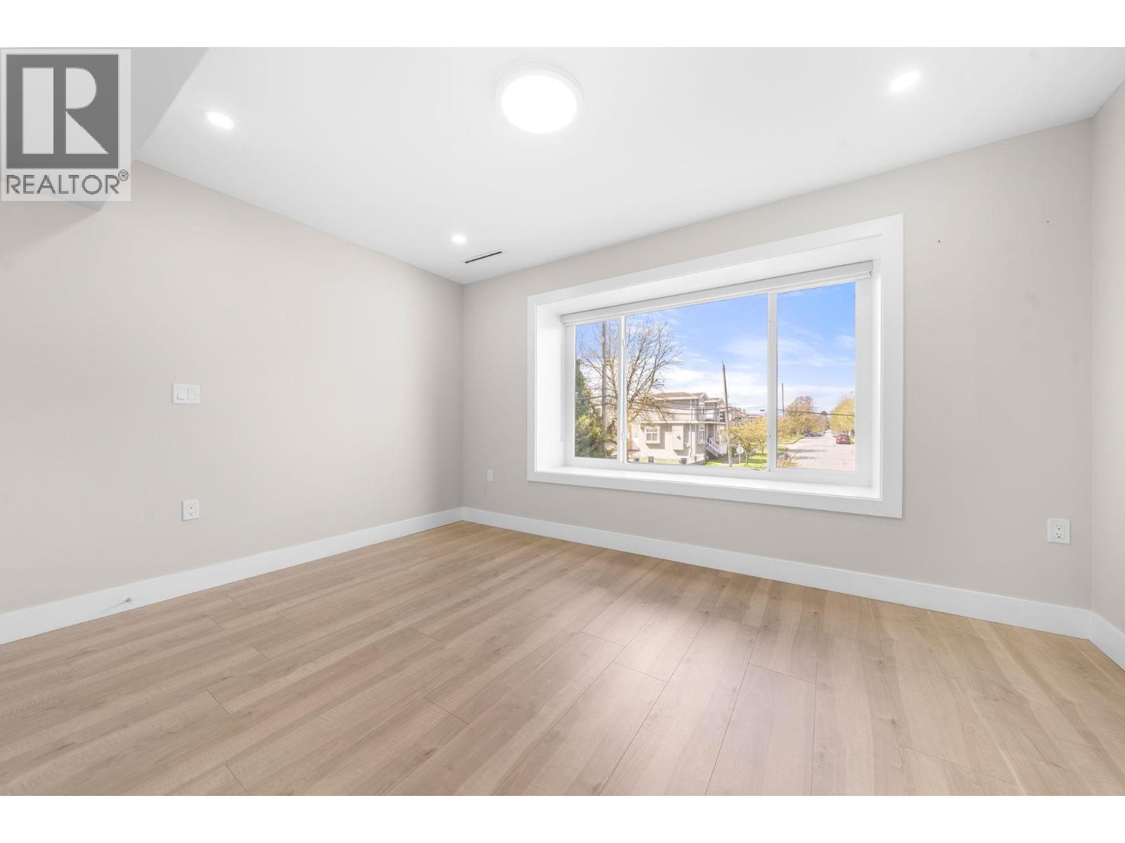 6692 Nanaimo Street, Vancouver, British Columbia  V5P 4L2 - Photo 27 - R3113717