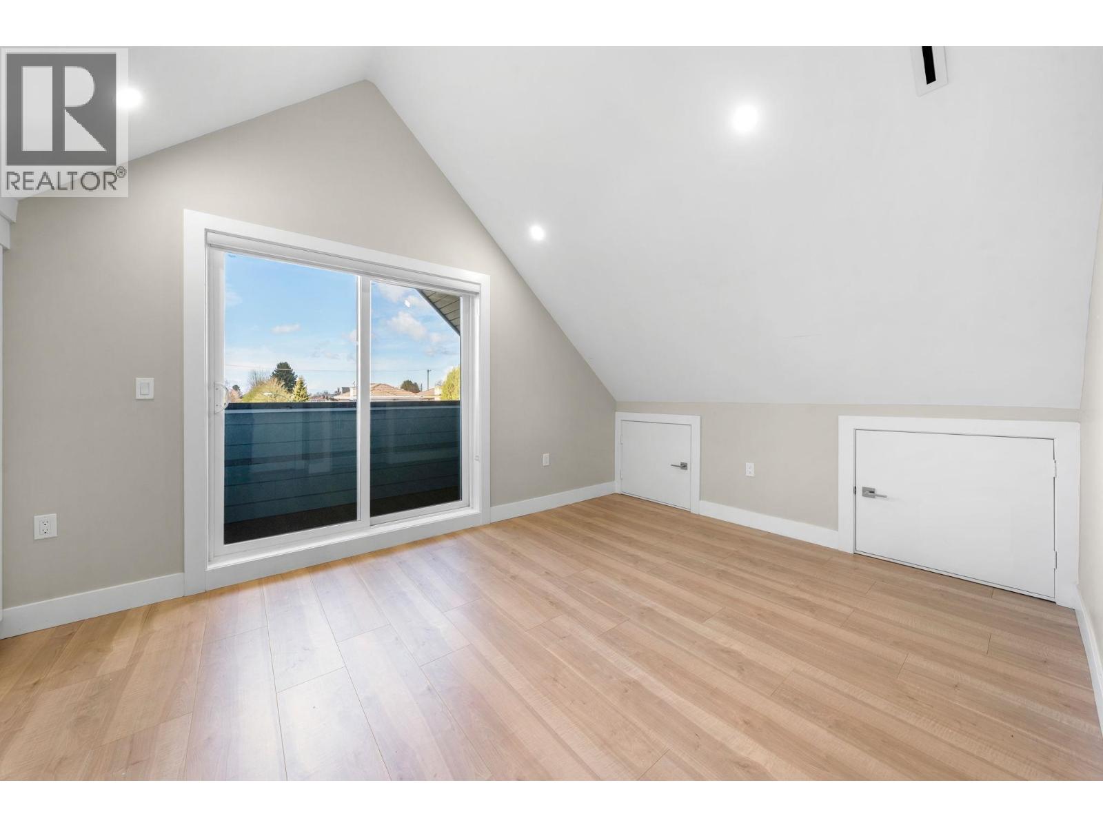 6692 Nanaimo Street, Vancouver, British Columbia  V5P 4L2 - Photo 18 - R3113717