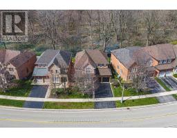 125 CREEK PATH AVENUE, Oakville, Ontario