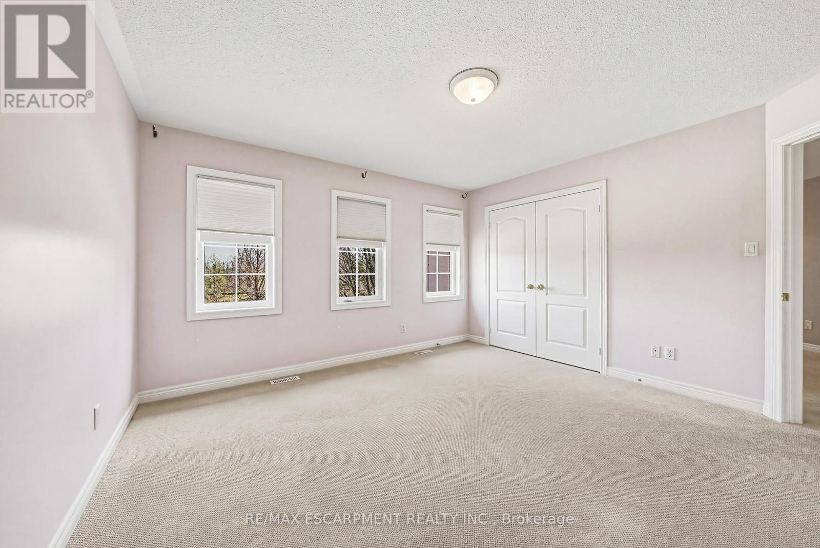 125 Creek Path Avenue, Oakville, Ontario  L6L 6T3 - Photo 26 - W13021472