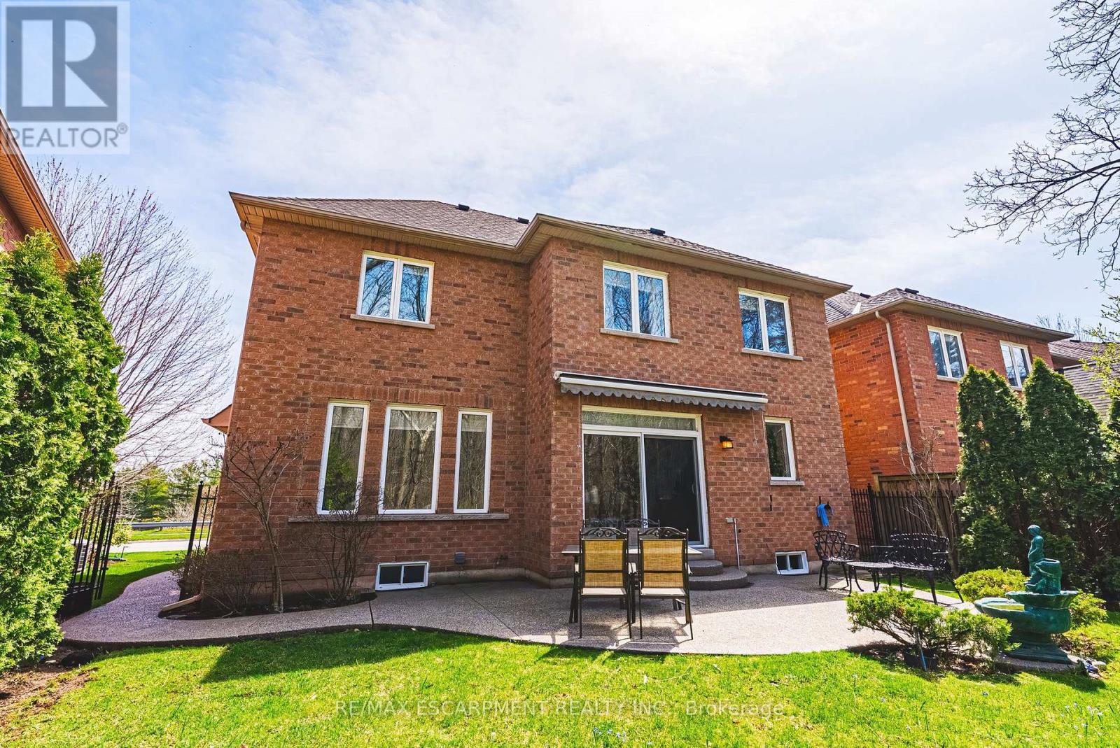 125 Creek Path Avenue, Oakville, Ontario  L6L 6T3 - Photo 35 - W13021472