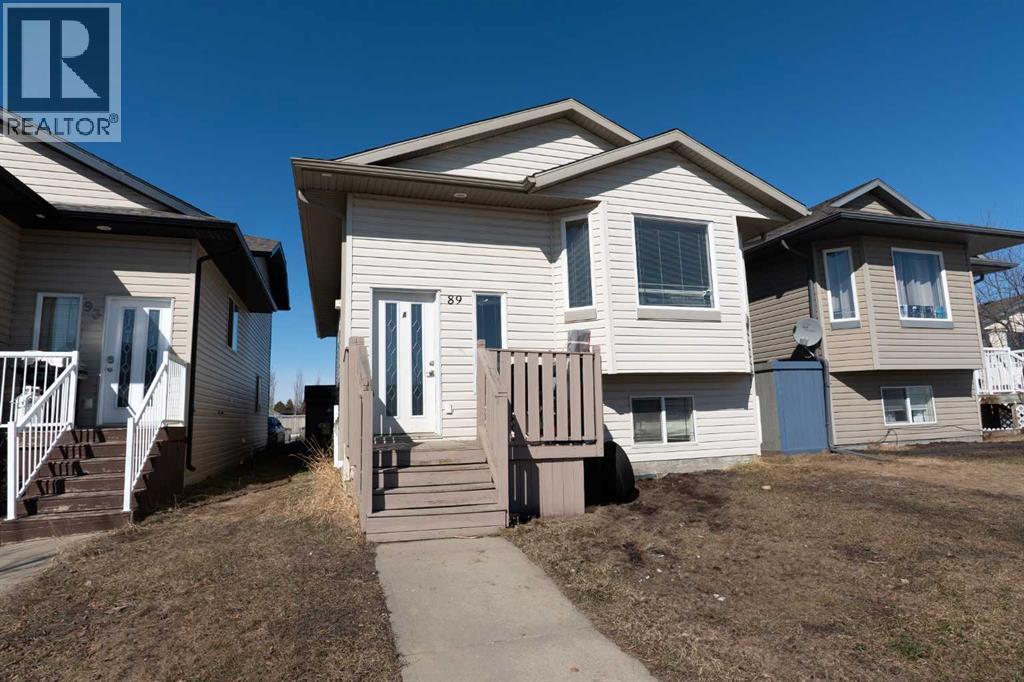 89 Pinnacle Avenue, Grande Prairie, Alberta  T8W 2V8 - Photo 1 - A2302695