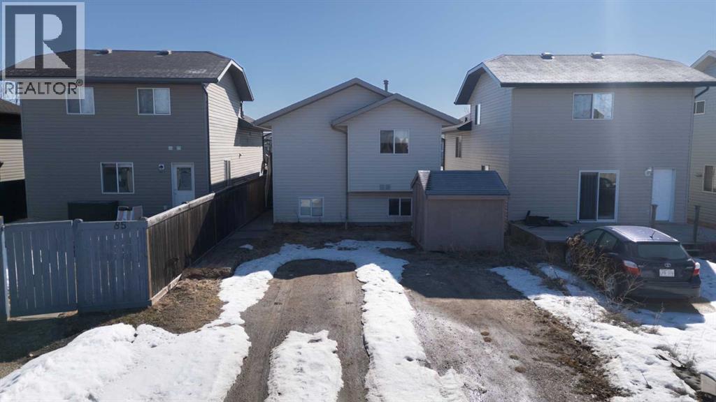 89 Pinnacle Avenue, Grande Prairie, Alberta  T8W 2V8 - Photo 5 - A2302695