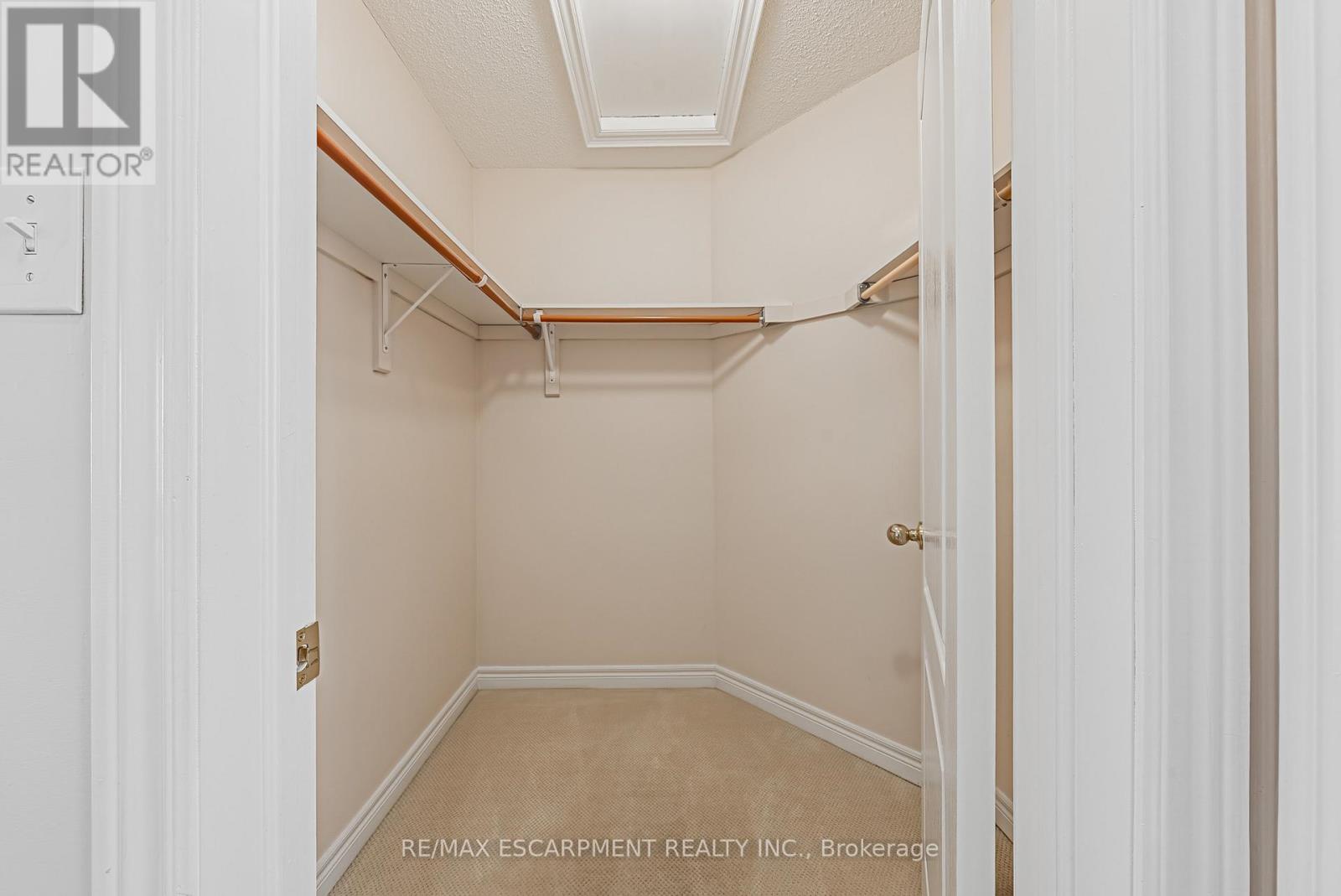 125 Creek Path Avenue, Oakville, Ontario  L6L 6T3 - Photo 21 - W13021472