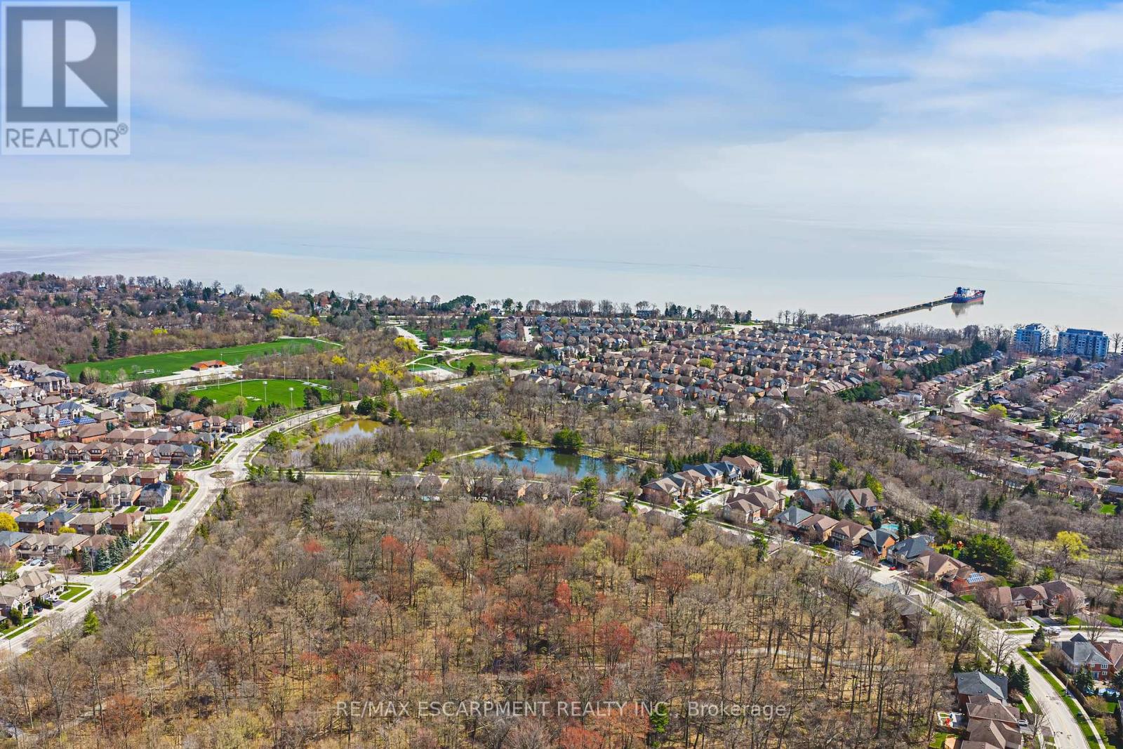 125 Creek Path Avenue, Oakville, Ontario  L6L 6T3 - Photo 49 - W13021472