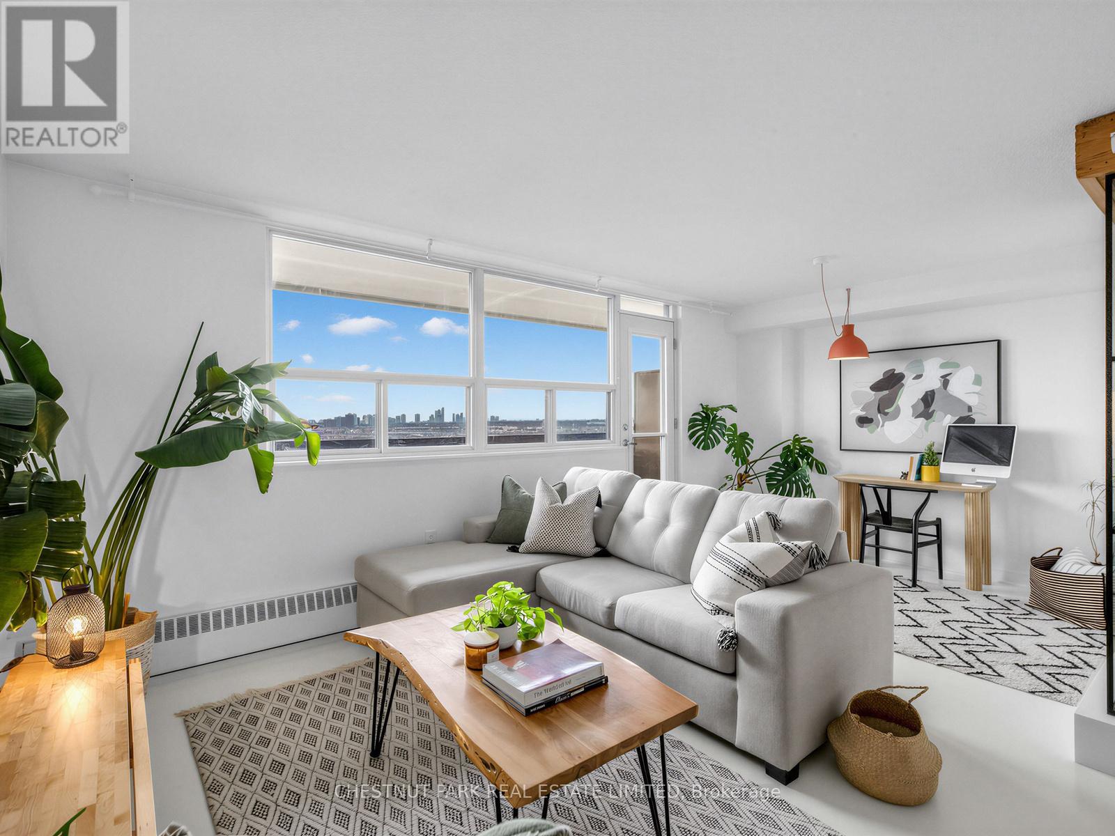 1210 - 541 BLACKTHORN AVENUE, Toronto, Ontario