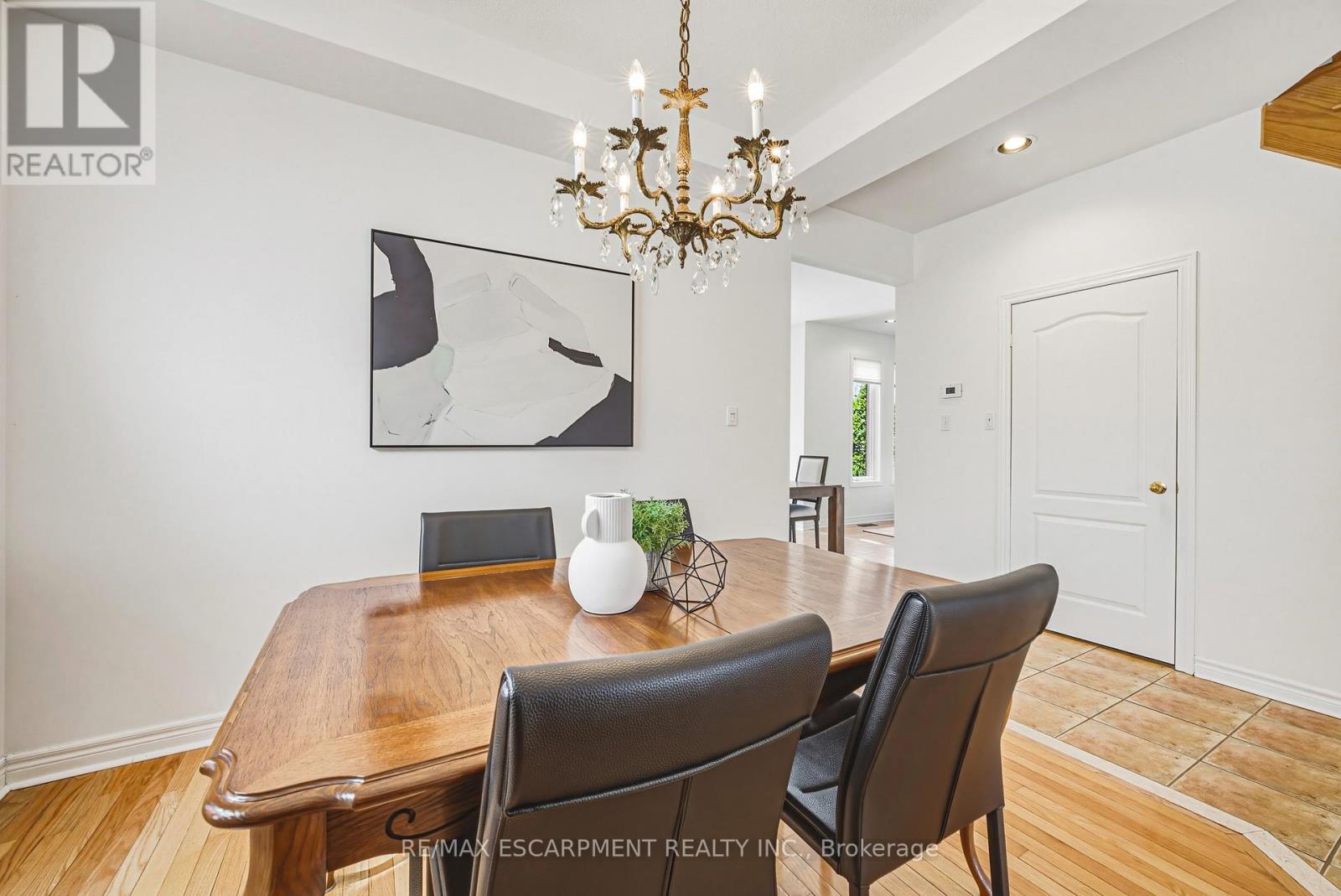 125 Creek Path Avenue, Oakville, Ontario  L6L 6T3 - Photo 8 - W13021472