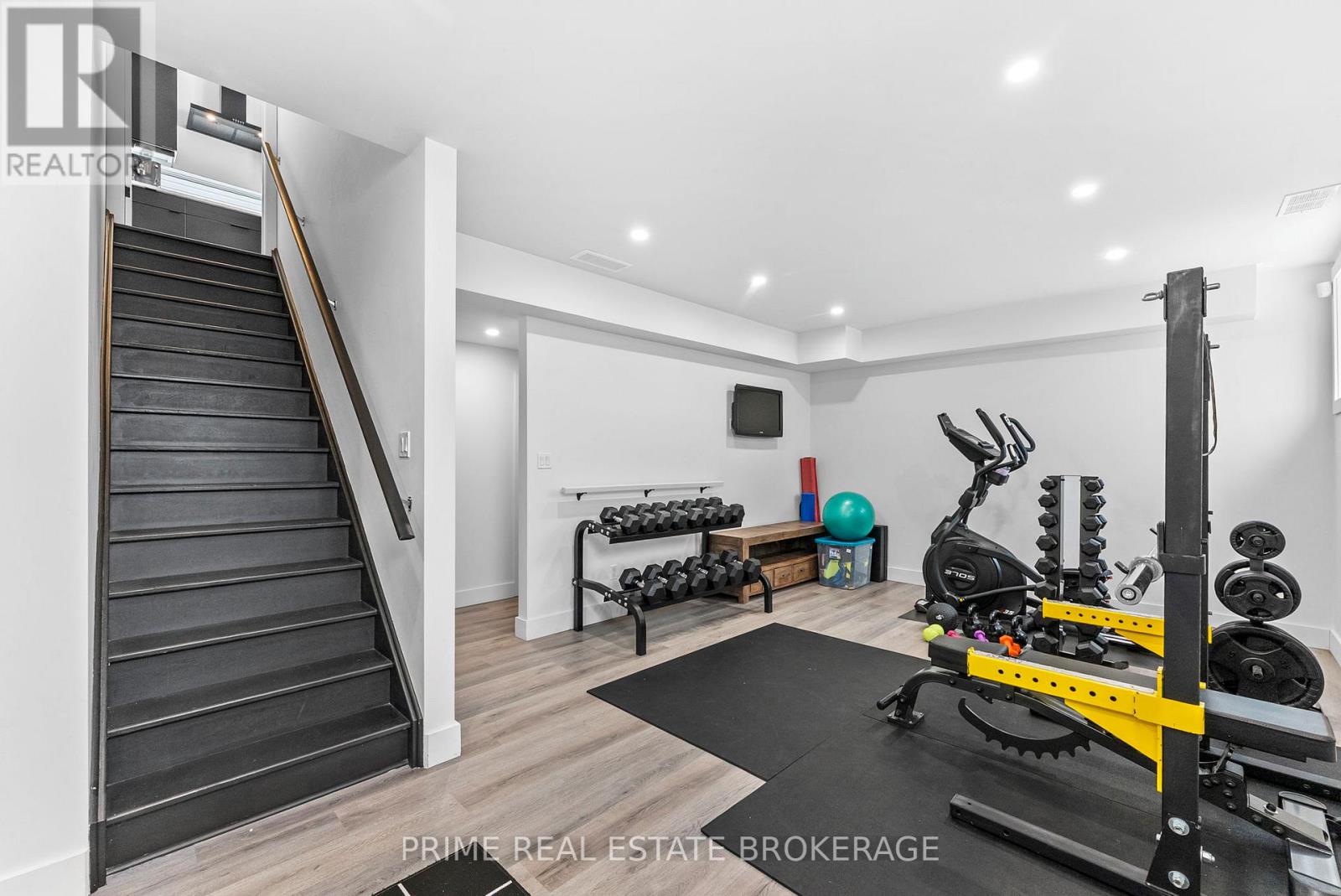 1577 Applerock Avenue, London North, Ontario  N6G 0X5 - Photo 32 - X13025860