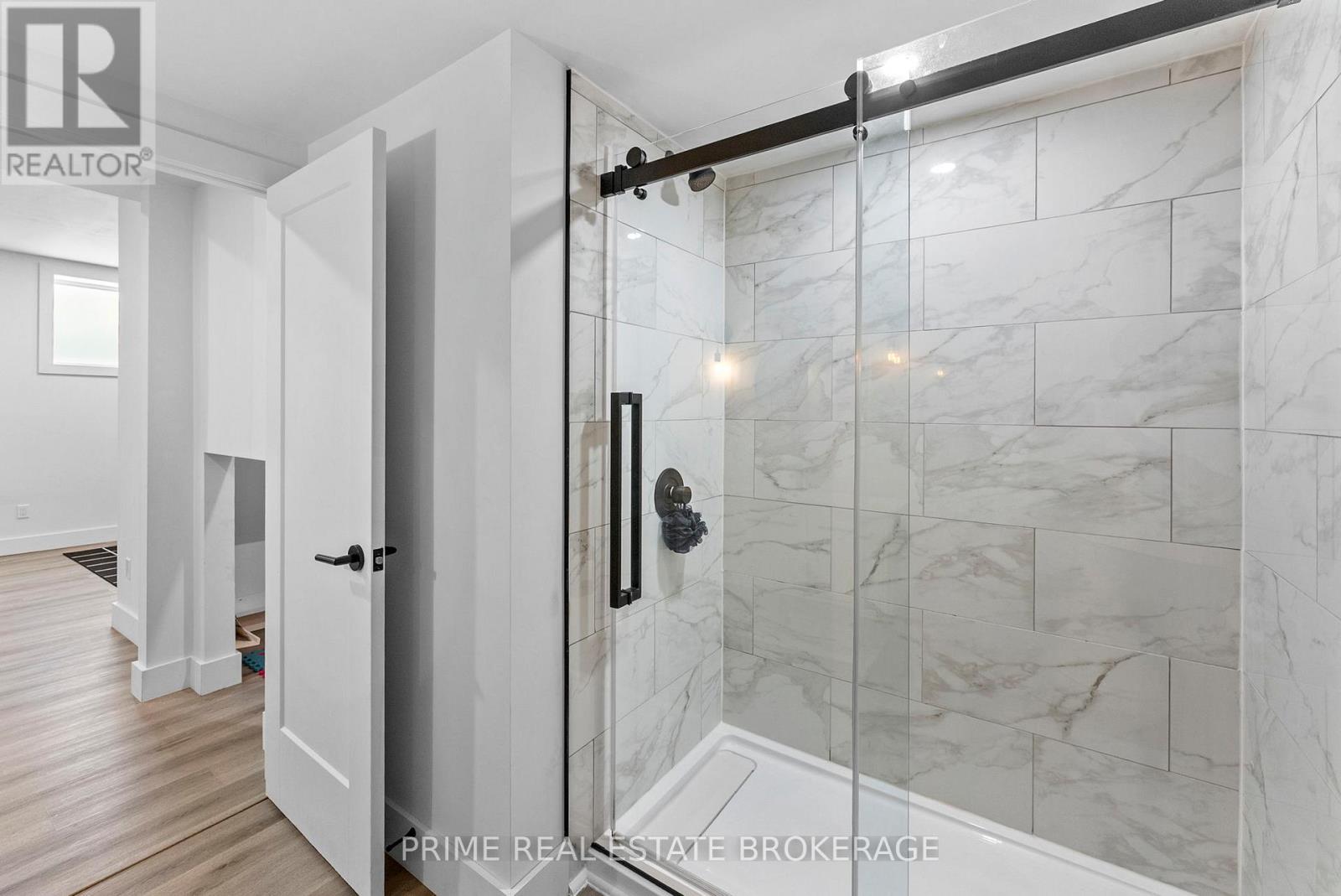 1577 Applerock Avenue, London North, Ontario  N6G 0X5 - Photo 39 - X13025860