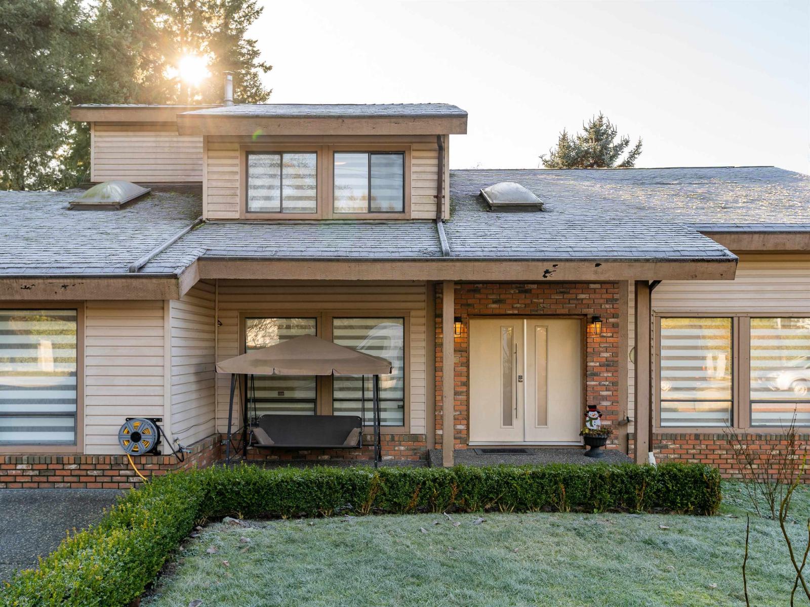 16566 80 Avenue, Surrey, British Columbia  V4N 0H3 - Photo 4 - R3113168