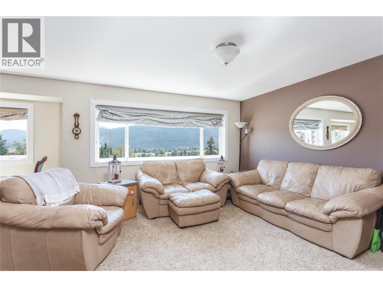 1859 Schunter Drive, Lumby, British Columbia  V0E 2G0 - Photo 6 - 10355157