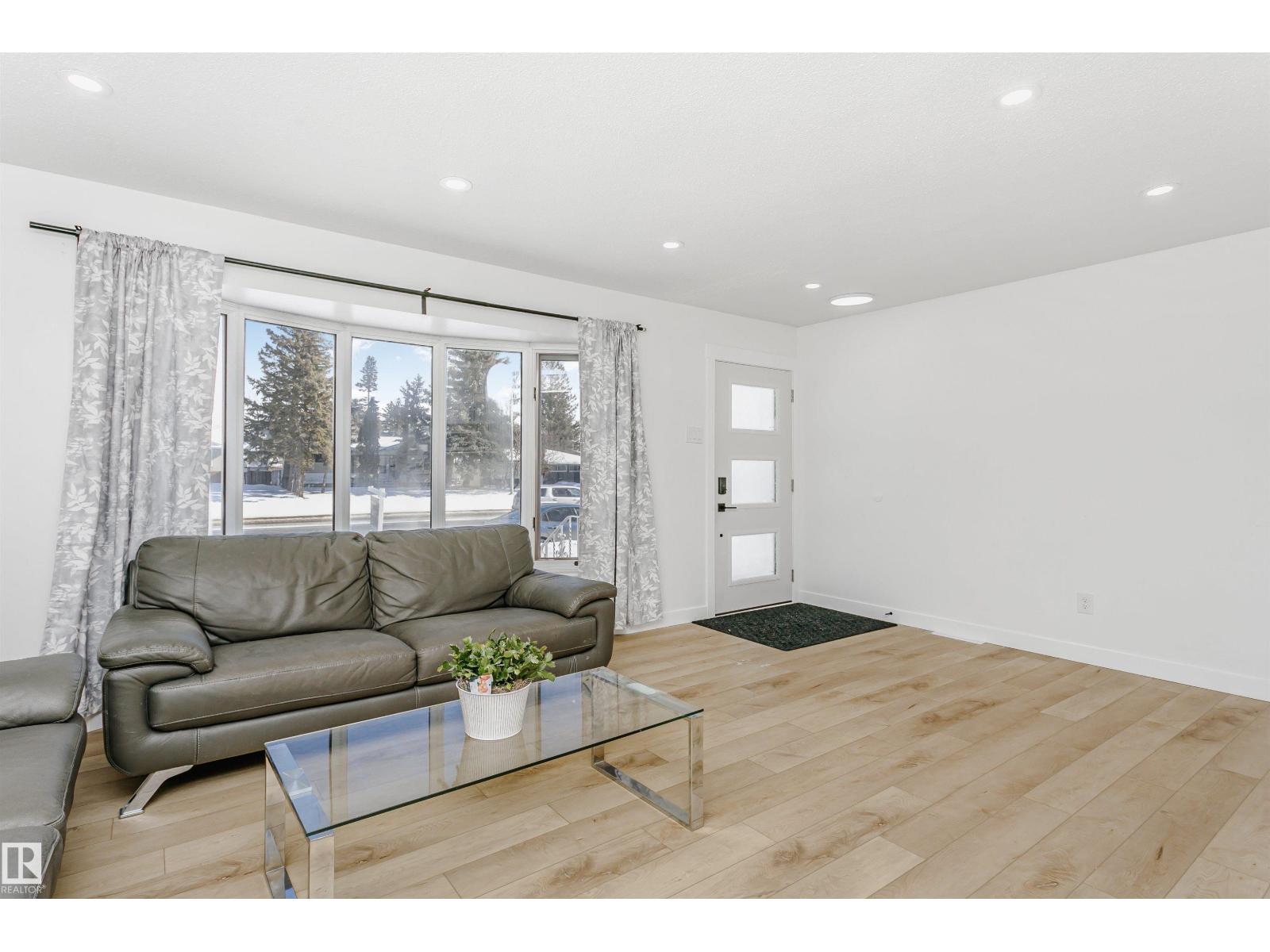 13520 113a St NW, Edmonton, Alberta  T5E 5C4 - Photo 5 - E4476440