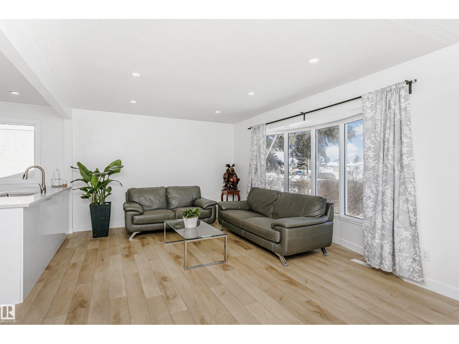 13520 113a St NW, Edmonton, Alberta  T5E 5C4 - Photo 6 - E4476440