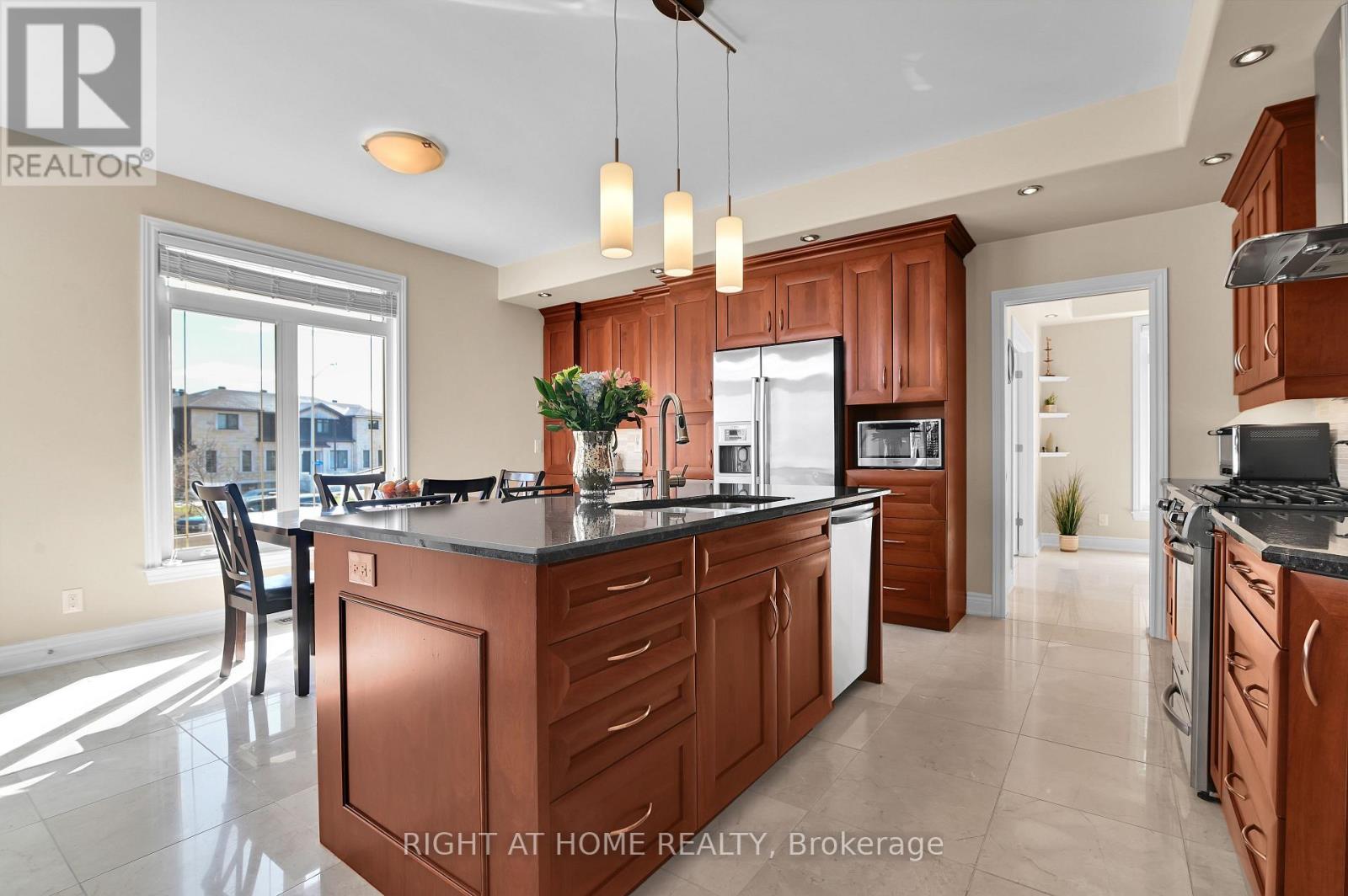 131 Issam Private, Ottawa, Ontario  K1T 4B6 - Photo 13 - X13025950