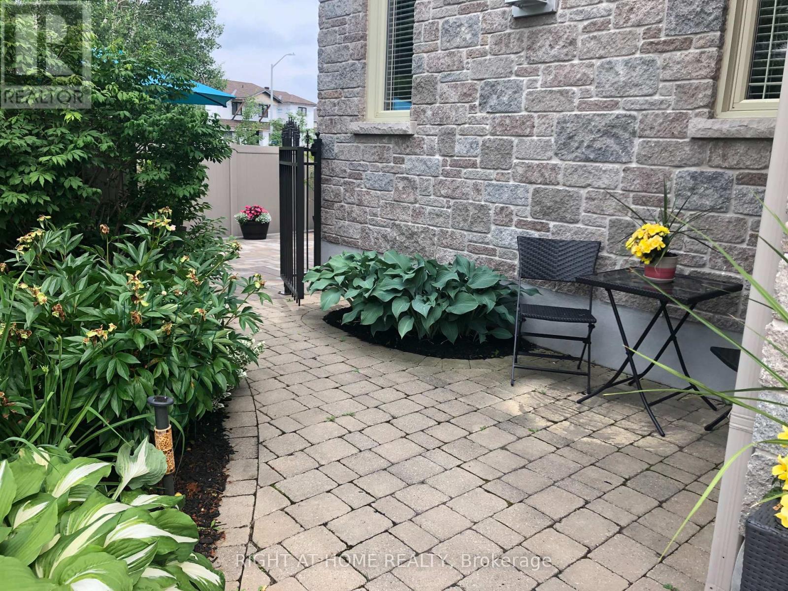 131 Issam Private, Ottawa, Ontario  K1T 4B6 - Photo 38 - X13025950