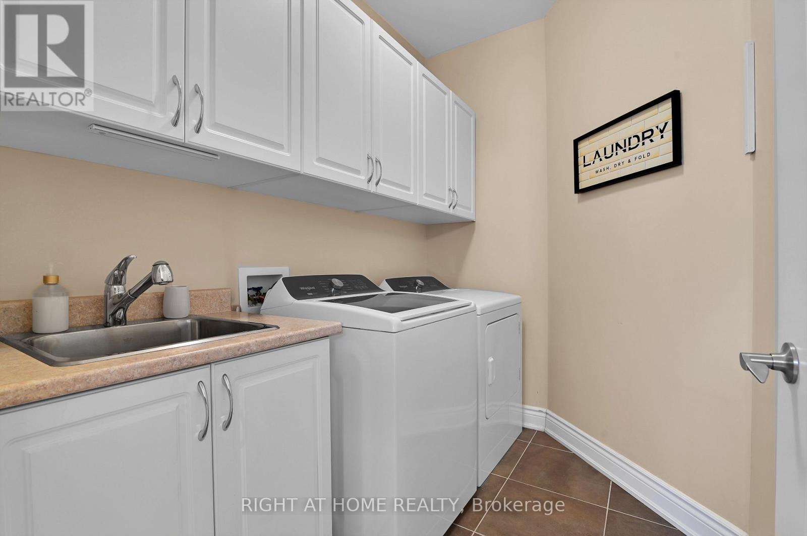 131 Issam Private, Ottawa, Ontario  K1T 4B6 - Photo 8 - X13025950