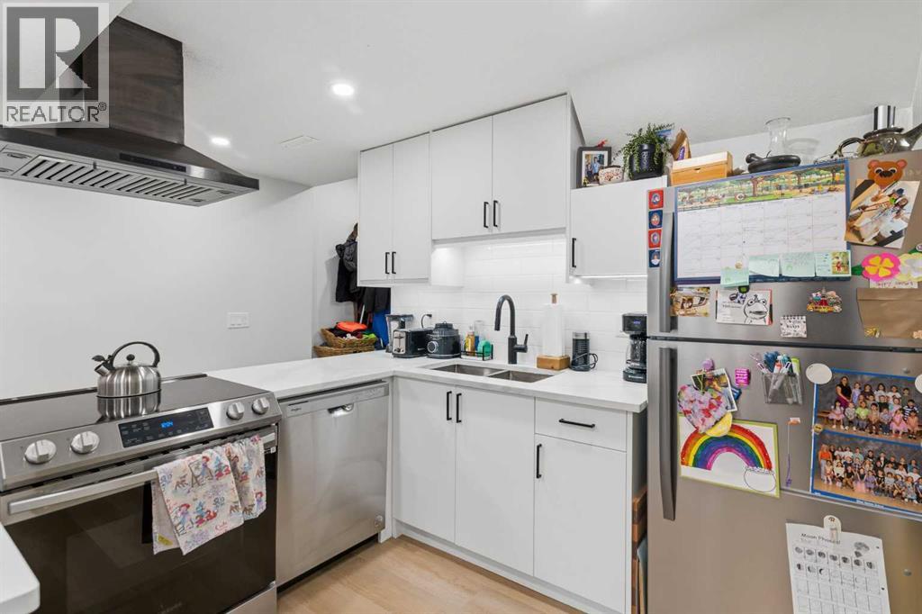 7107 54 Avenue Nw, Calgary, Alberta  T3B 3P5 - Photo 29 - A2298706