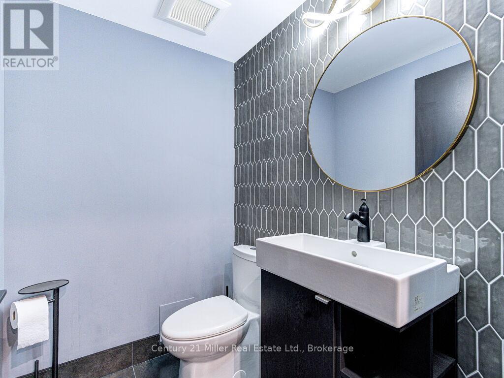 102 - 88 Dunn Street, Oakville, Ontario  L6J 3C7 - Photo 19 - W13025956