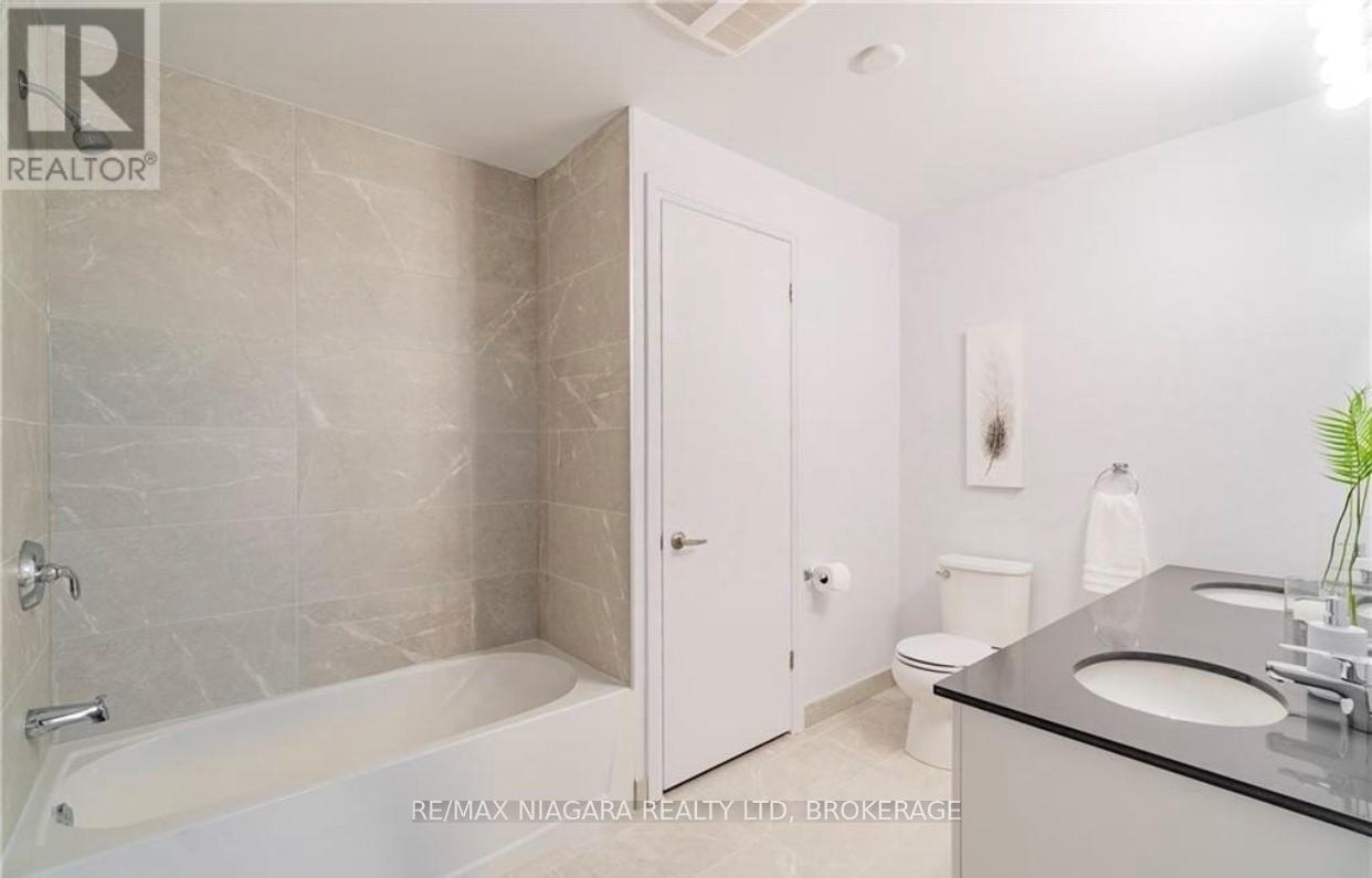 Penthouse #1001 - 7711 Green Vista Gate, Niagara Falls, Ontario  L2H 1R1 - Photo 10 - X13025862