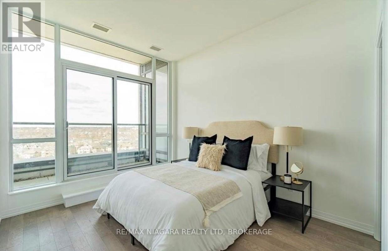 Penthouse #1001 - 7711 Green Vista Gate, Niagara Falls, Ontario  L2H 1R1 - Photo 6 - X13025862