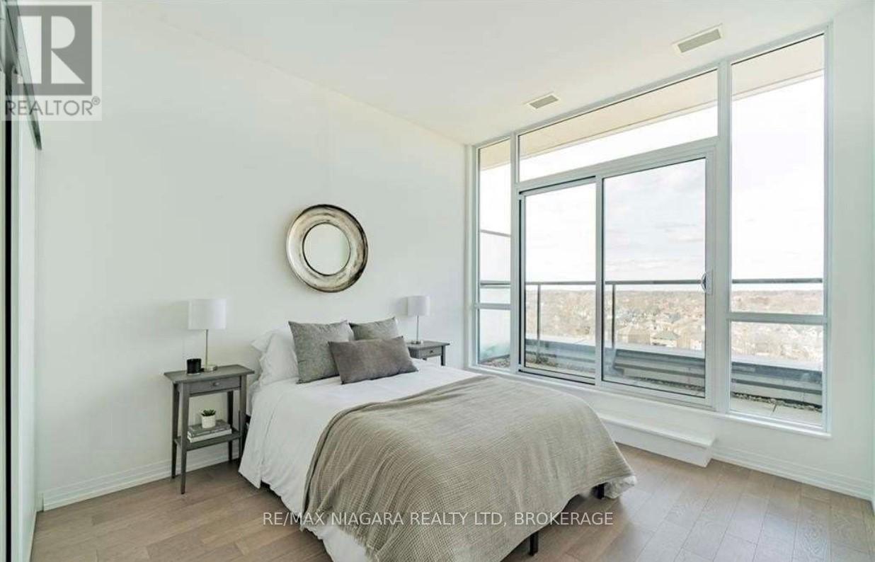 Penthouse #1001 - 7711 Green Vista Gate, Niagara Falls, Ontario  L2H 1R1 - Photo 7 - X13025862