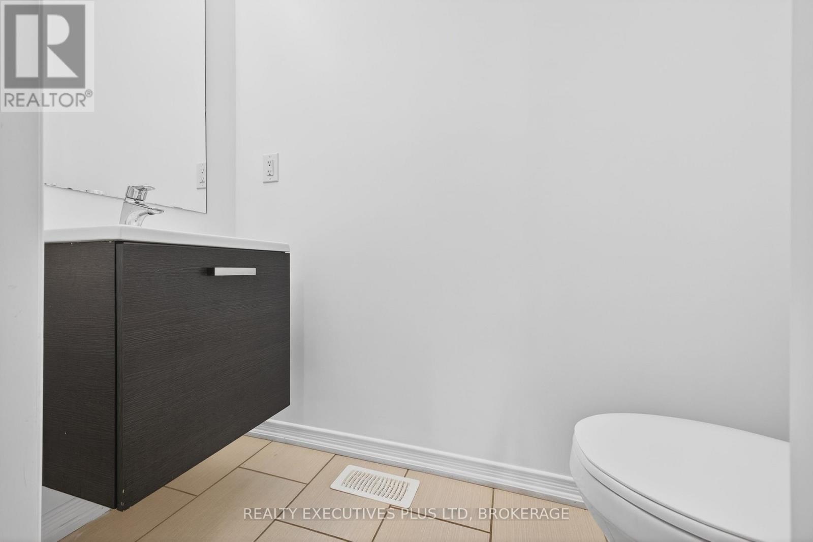 7829 Buckeye Crescent, Niagara Falls, Ontario  L2H 0P1 - Photo 19 - X13025910