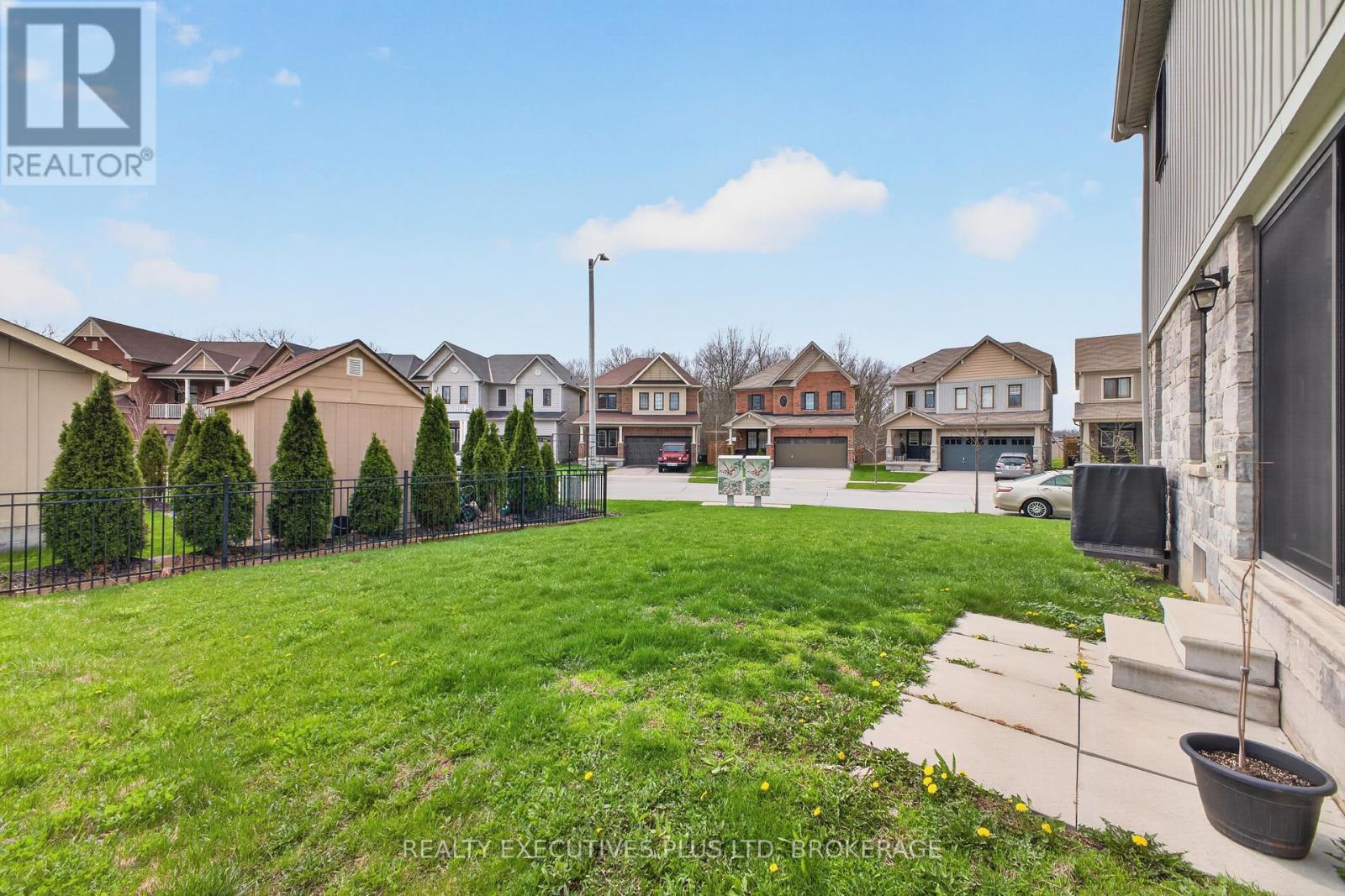 7829 Buckeye Crescent, Niagara Falls, Ontario  L2H 0P1 - Photo 46 - X13025910