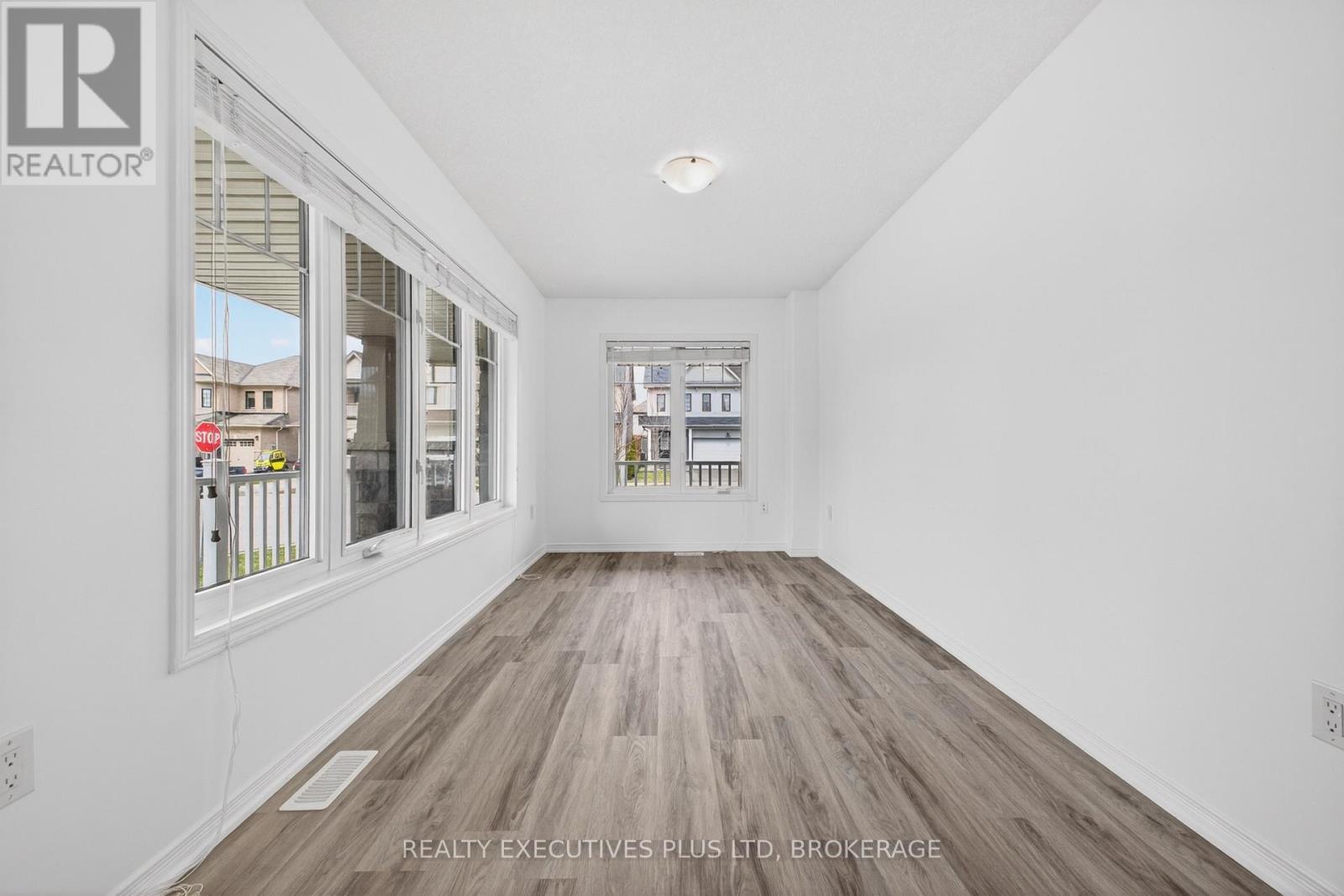 7829 Buckeye Crescent, Niagara Falls, Ontario  L2H 0P1 - Photo 7 - X13025910