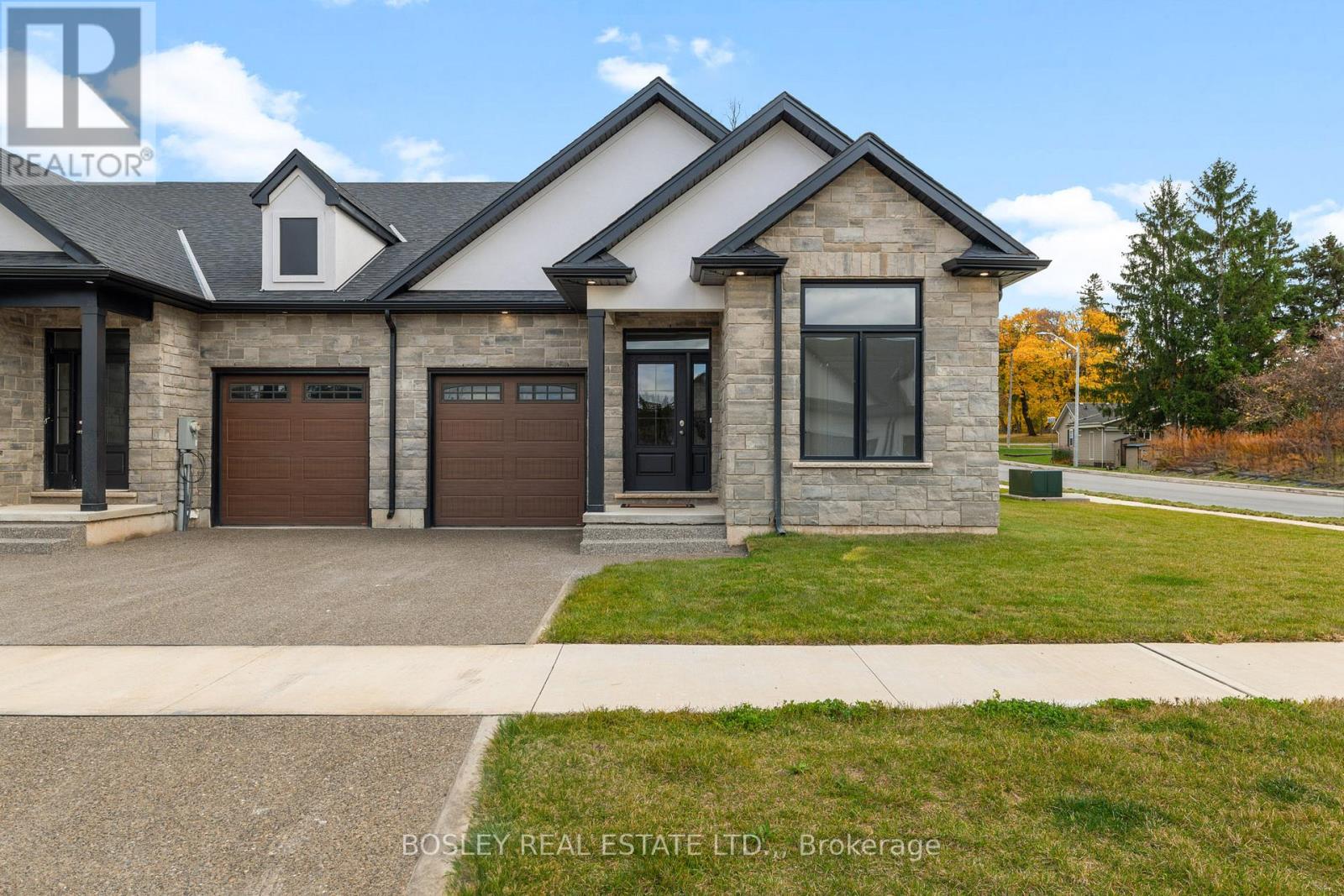512 ROYAL RIDGE DRIVE, Fort Erie (Ridgeway)