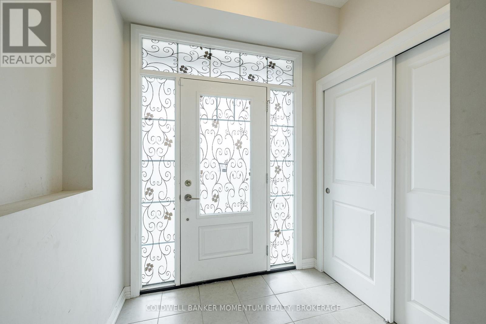 155 Bur Oak Drive, Thorold, Ontario  L2V 0L7 - Photo 4 - X13025944