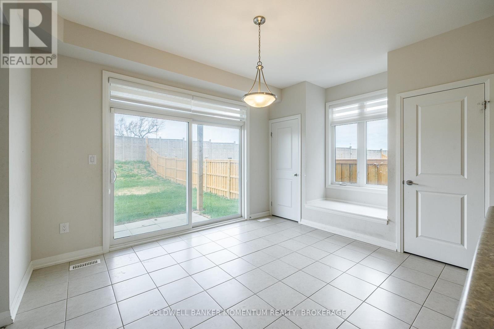 155 Bur Oak Drive, Thorold, Ontario  L2V 0L7 - Photo 9 - X13025944