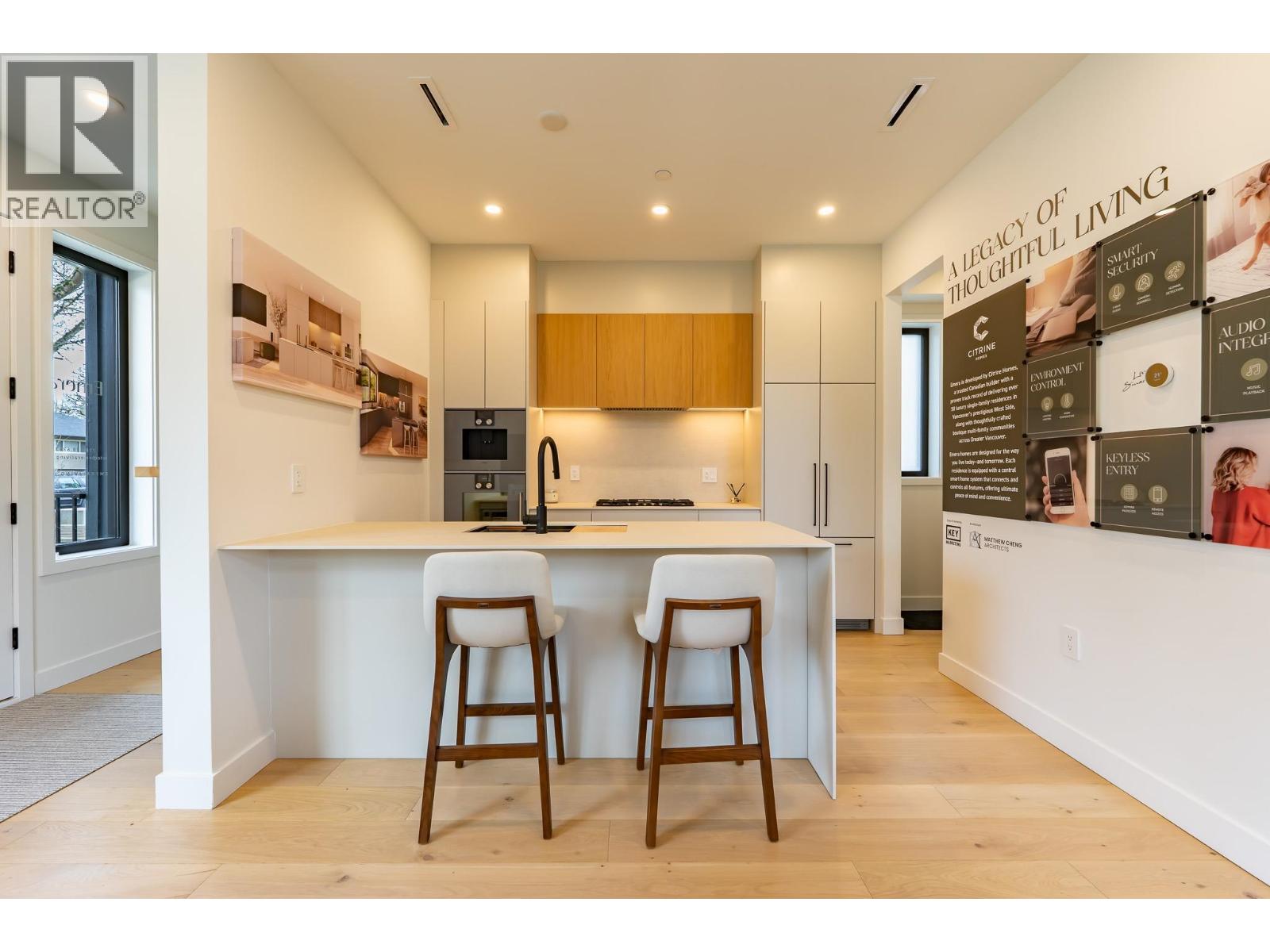 858 W 64th Avenue, Vancouver, British Columbia  V6B 2L4 - Photo 8 - R3113959