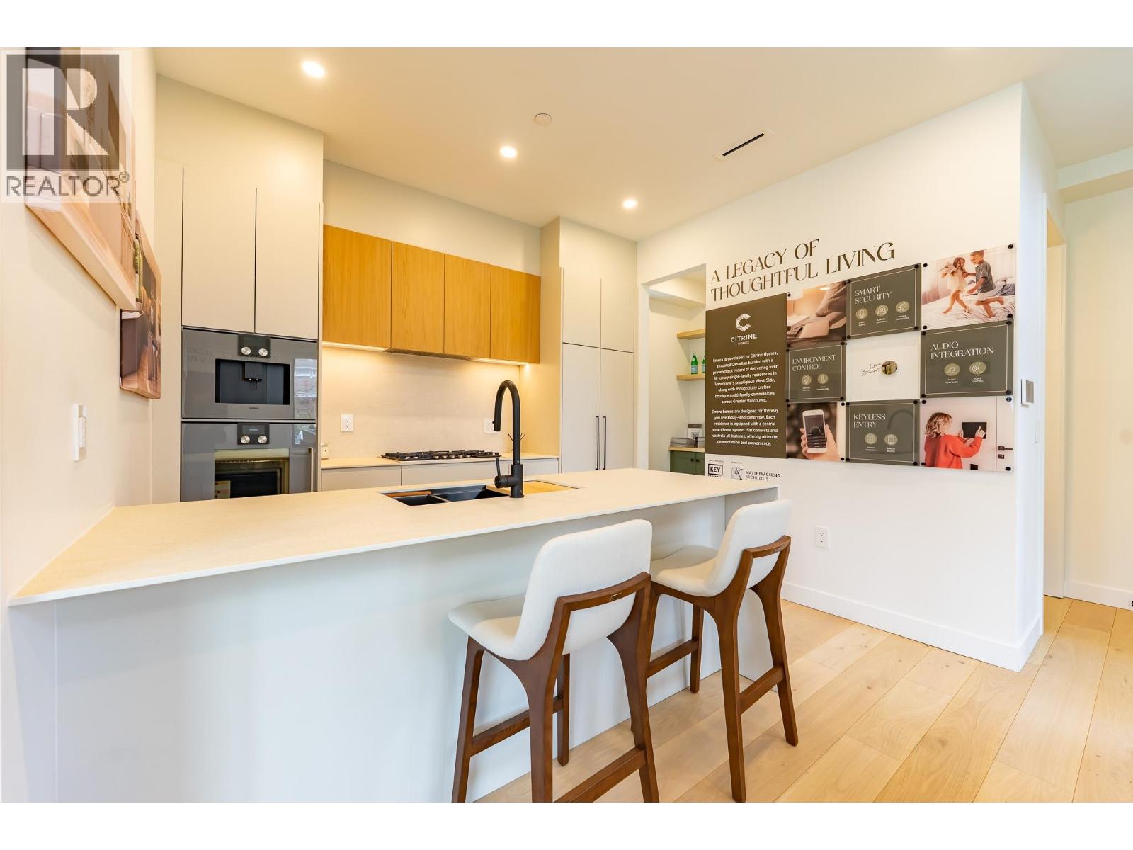 858 W 64th Avenue, Vancouver, British Columbia  V6B 2L4 - Photo 9 - R3113959