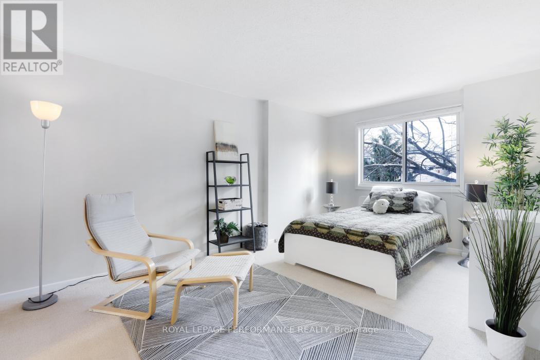 2d - 142 Waverley Street, Ottawa, Ontario  K2P 0V4 - Photo 20 - X12916038