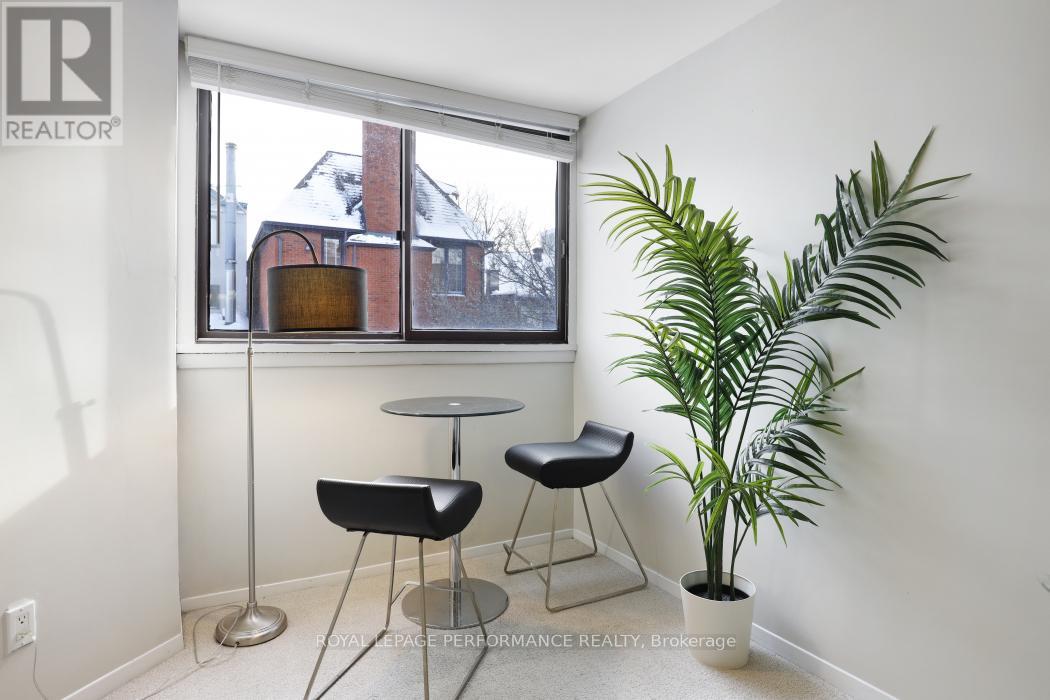 2d - 142 Waverley Street, Ottawa, Ontario  K2P 0V4 - Photo 14 - X12916038