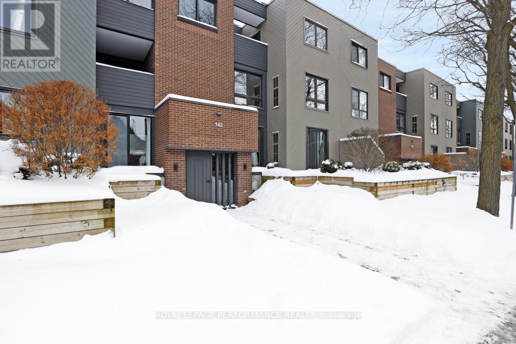 2d - 142 Waverley Street, Ottawa, Ontario  K2P 0V4 - Photo 3 - X12916038