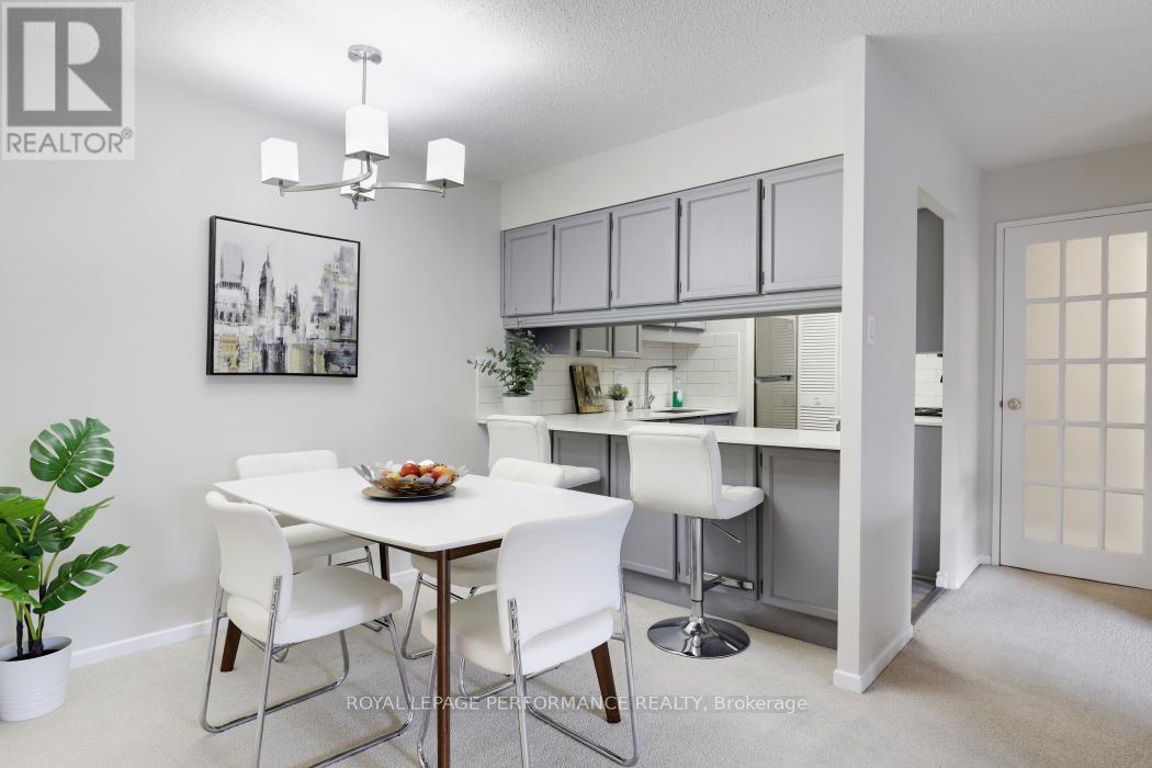 2d - 142 Waverley Street, Ottawa, Ontario  K2P 0V4 - Photo 7 - X12916038