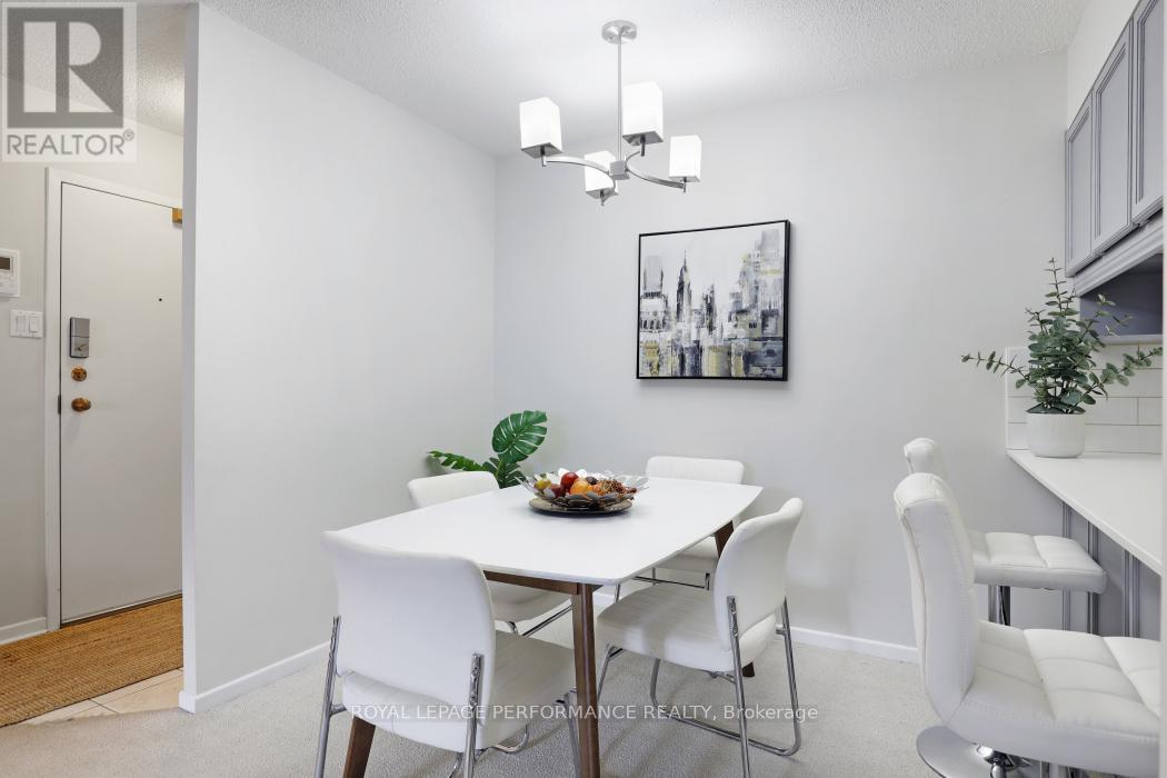 2d - 142 Waverley Street, Ottawa, Ontario  K2P 0V4 - Photo 8 - X12916038
