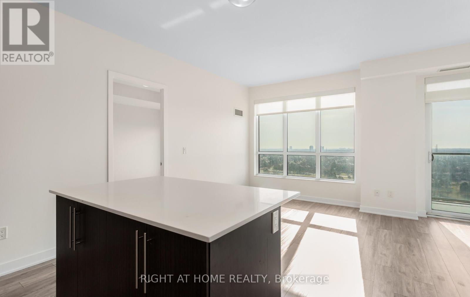 1207 - 4655 Glen Erin Drive, Mississauga, Ontario  L5M 0Z1 - Photo 9 - W12939828