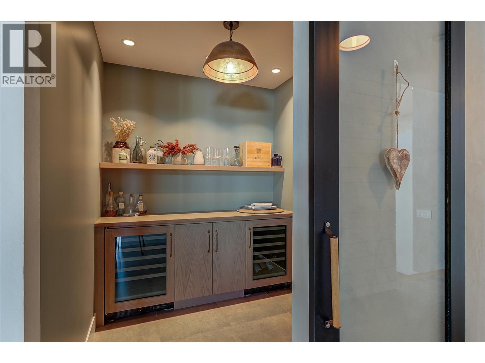 763 Barnaby Road, Kelowna, British Columbia  V1W 4N9 - Photo 21 - 10383496