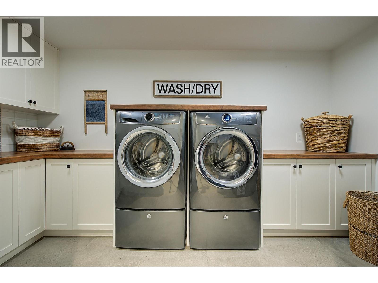 763 Barnaby Road, Kelowna, British Columbia  V1W 4N9 - Photo 42 - 10383496