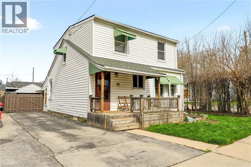 66 East 32nd Street, Hamilton, Ontario  L8V 3R9 - Photo 1 - 40822874