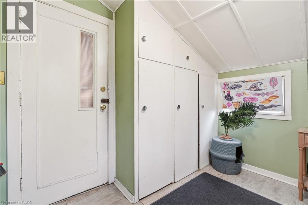 66 East 32nd Street, Hamilton, Ontario  L8V 3R9 - Photo 11 - 40822874