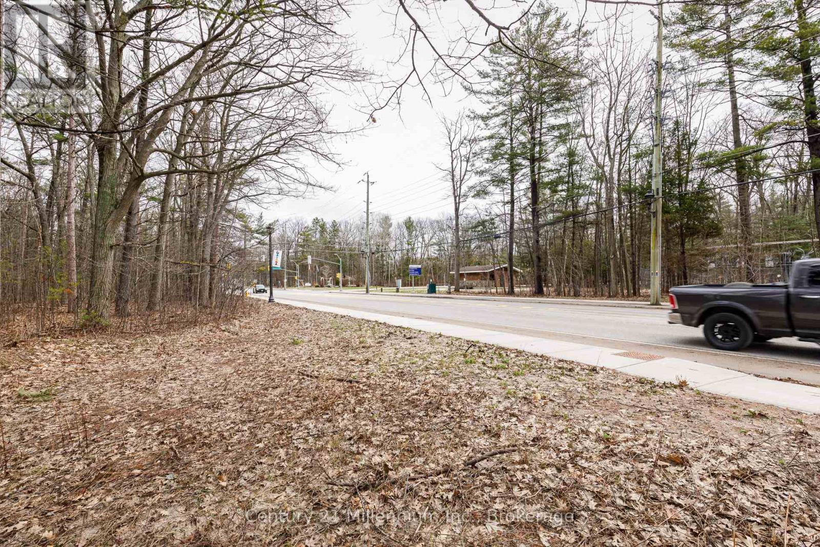 8 Poplar Street, Wasaga Beach, Ontario  L9Z 2X5 - Photo 22 - S13025998